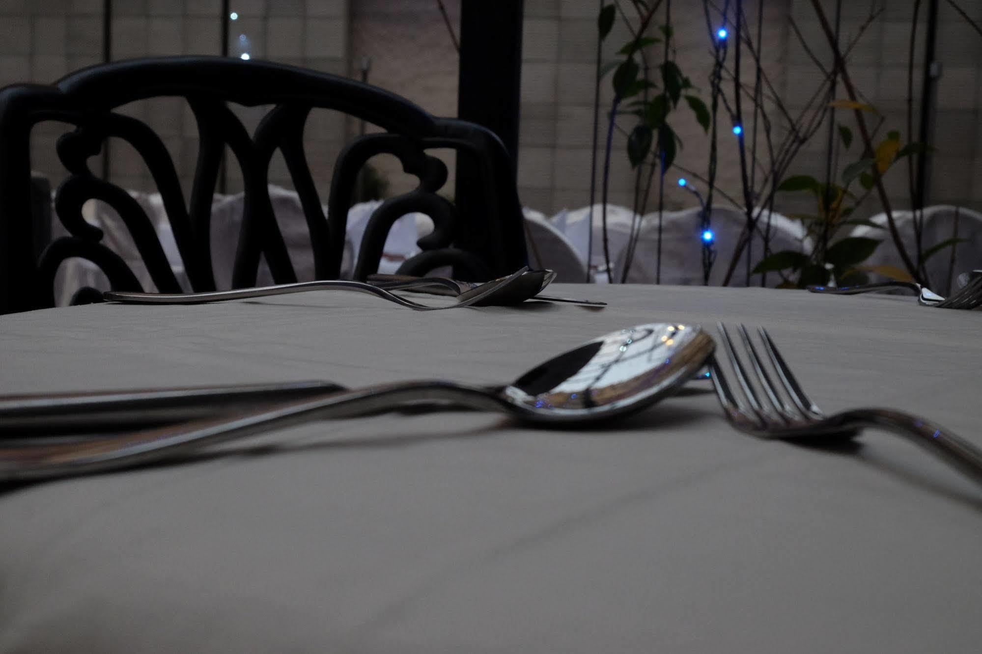 Galesia Hotel & Resort - Dhaka Ngoại thất bức ảnh