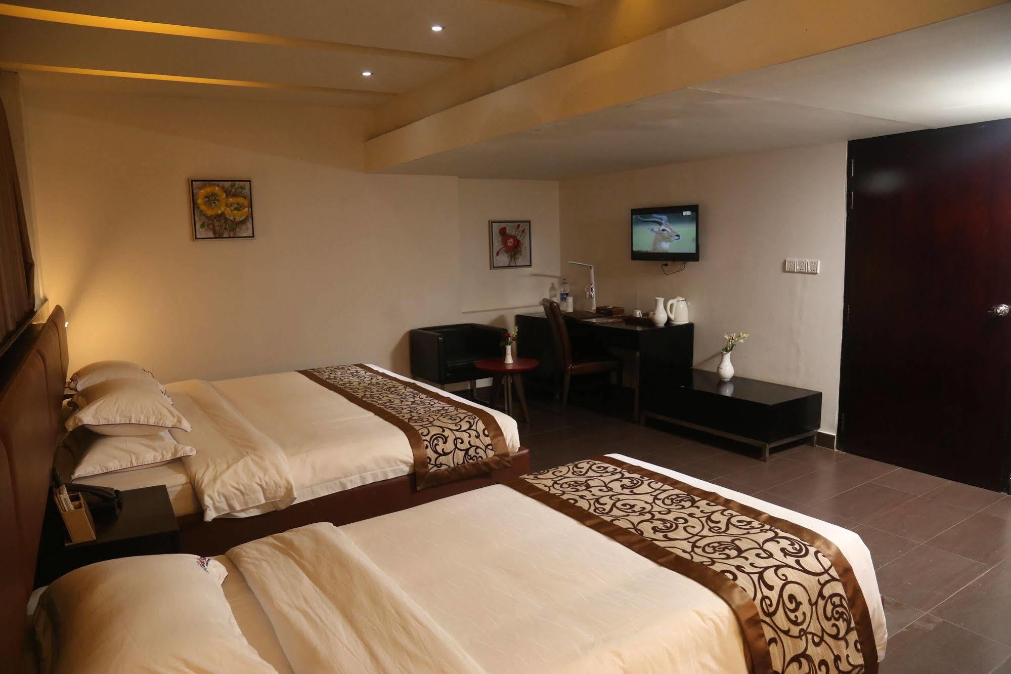 Galesia Hotel & Resort - Dhaka Ngoại thất bức ảnh